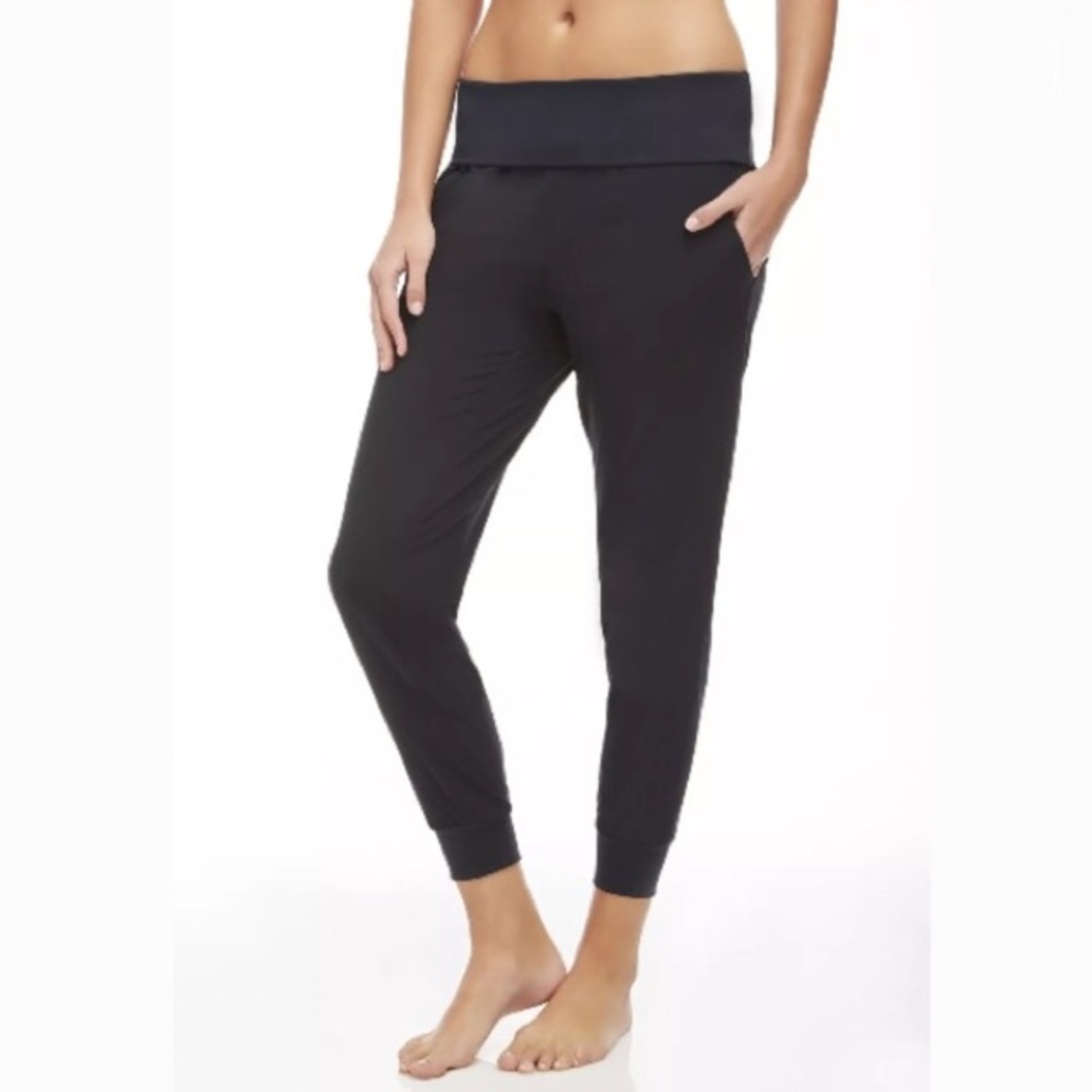 Fabletics fold over black jogger active pant