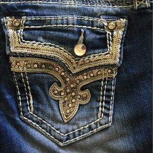 buckle rock revival jean!