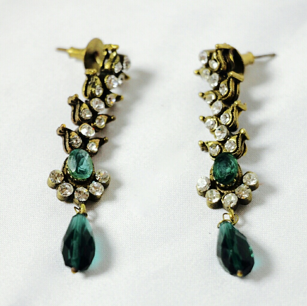 HP🍾 Emerald Crystal Drop Earrings