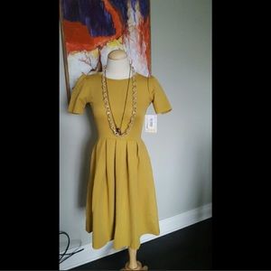 Lularoe Amelia in Mustard NWT