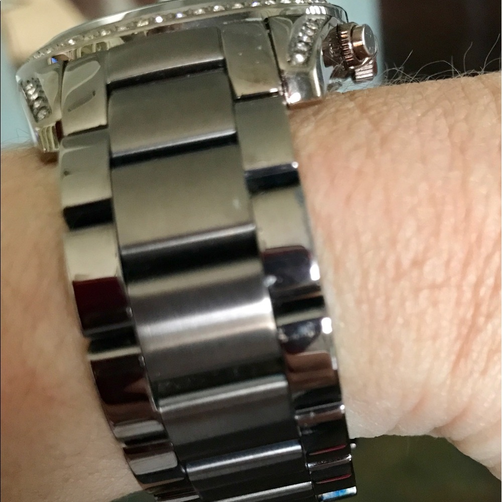 Michael Kors watch - Picture 4 of 6