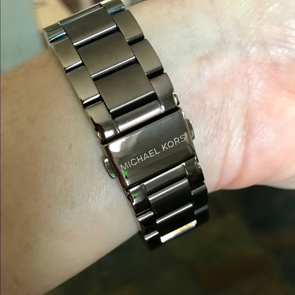 Michael Kors watch - Picture 5 of 6