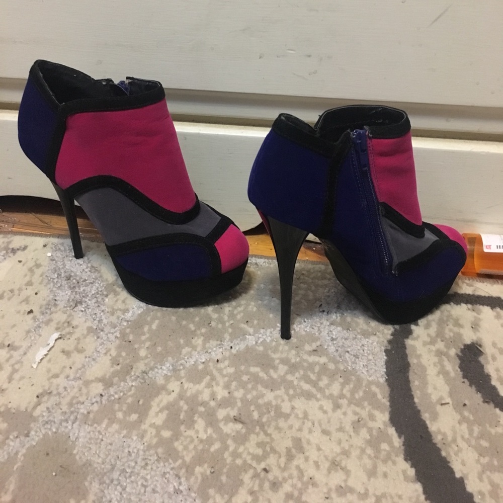 High heeled booties