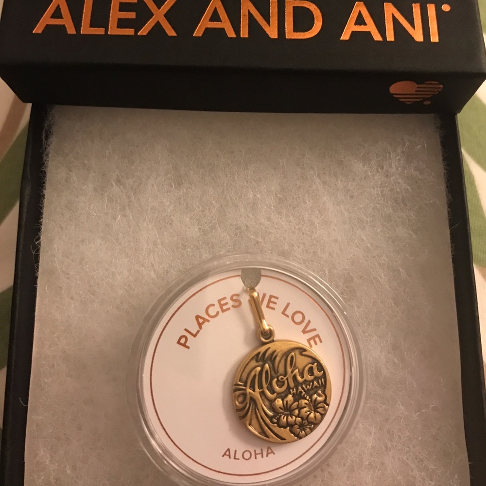Alex and Ani 🌺ALOHA 🤙🏼 pendant
