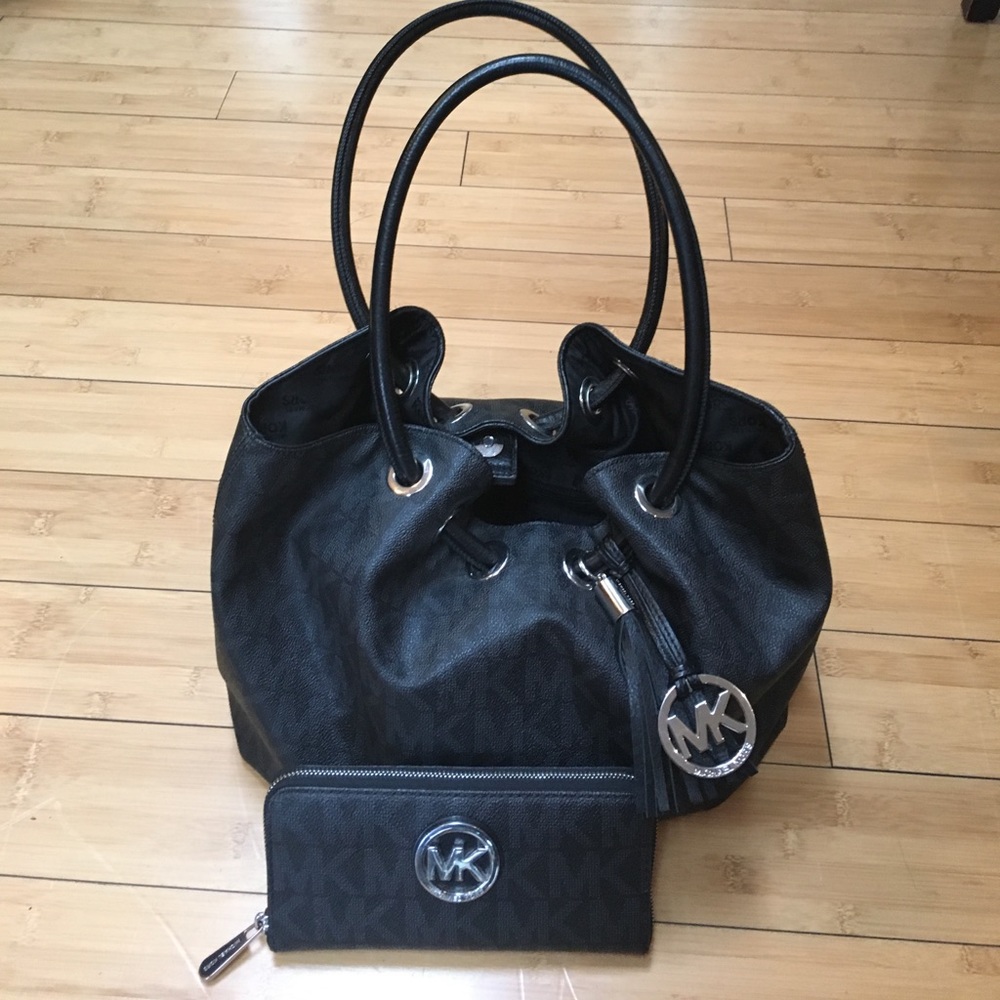 Michael Kors Bag And Matching Wallet
