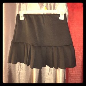 Pleated mini skirt