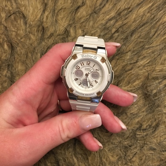 Jewelry - Baby g shock