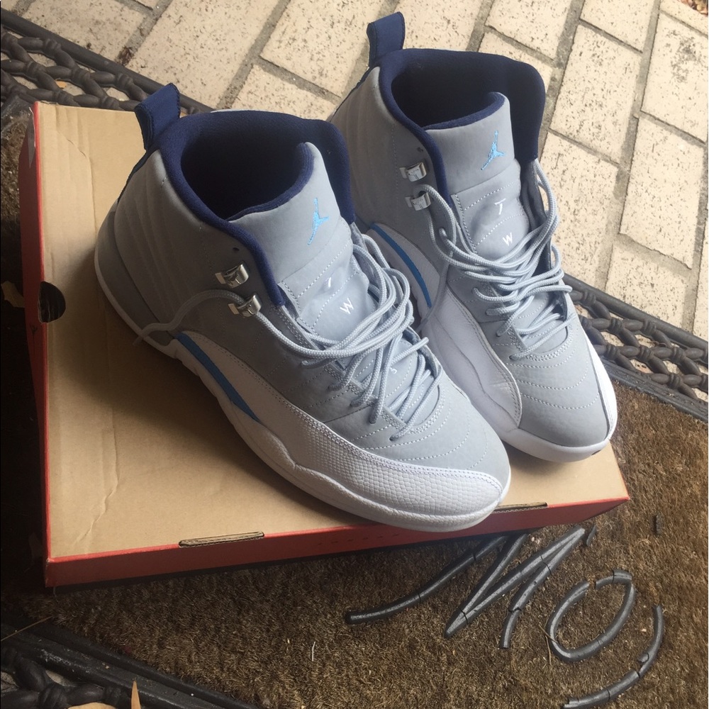 Jordan 12's