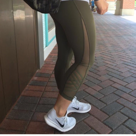 lululemon athletica Pants - Lululemon Minimalist Crop