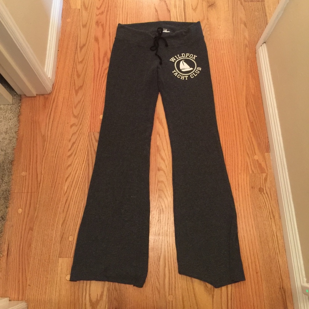 HUGE CLOSET SALE 🎉 nwot wild fox sweatpants