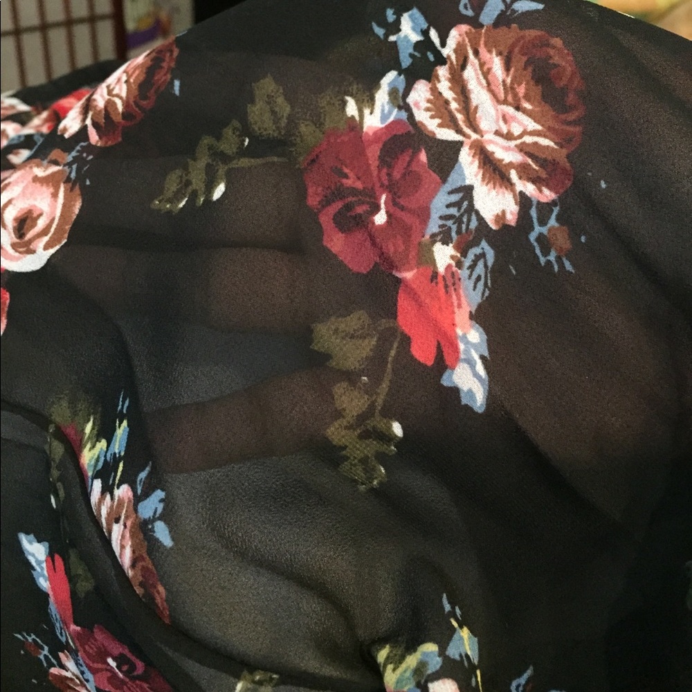 Black Sheer Roses Kimono Cardigan - Picture 3 of 3