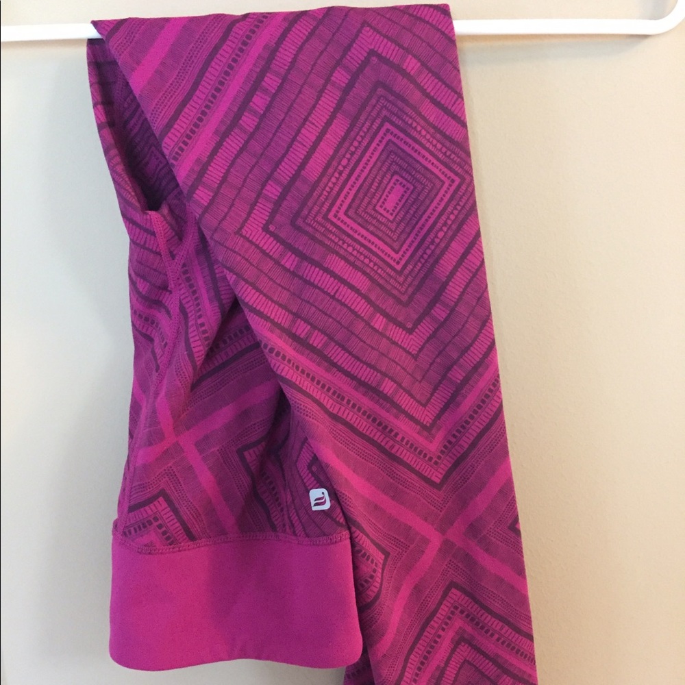 Fabletics purple leggings, size small, EUC!