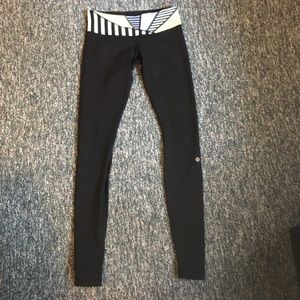 Lululemon reversible leggings