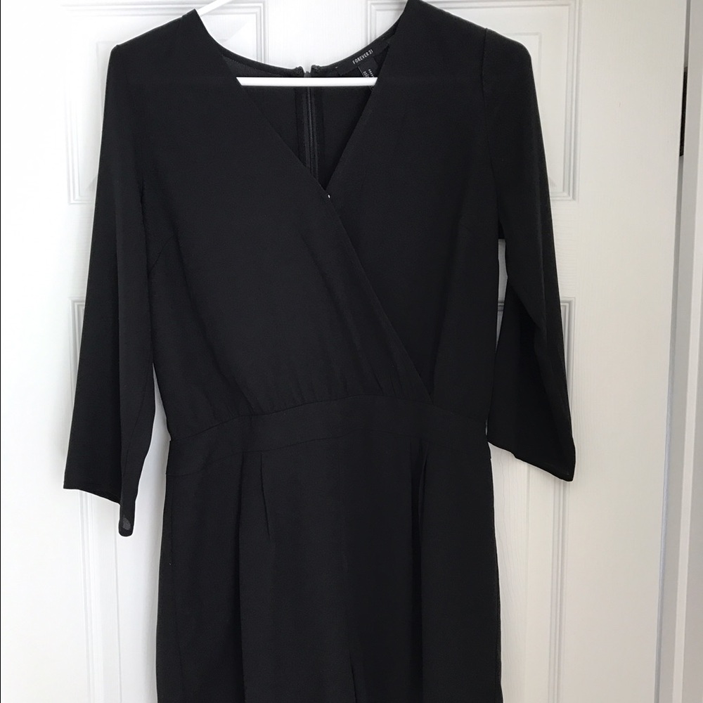 Forever 21 black romper size medium