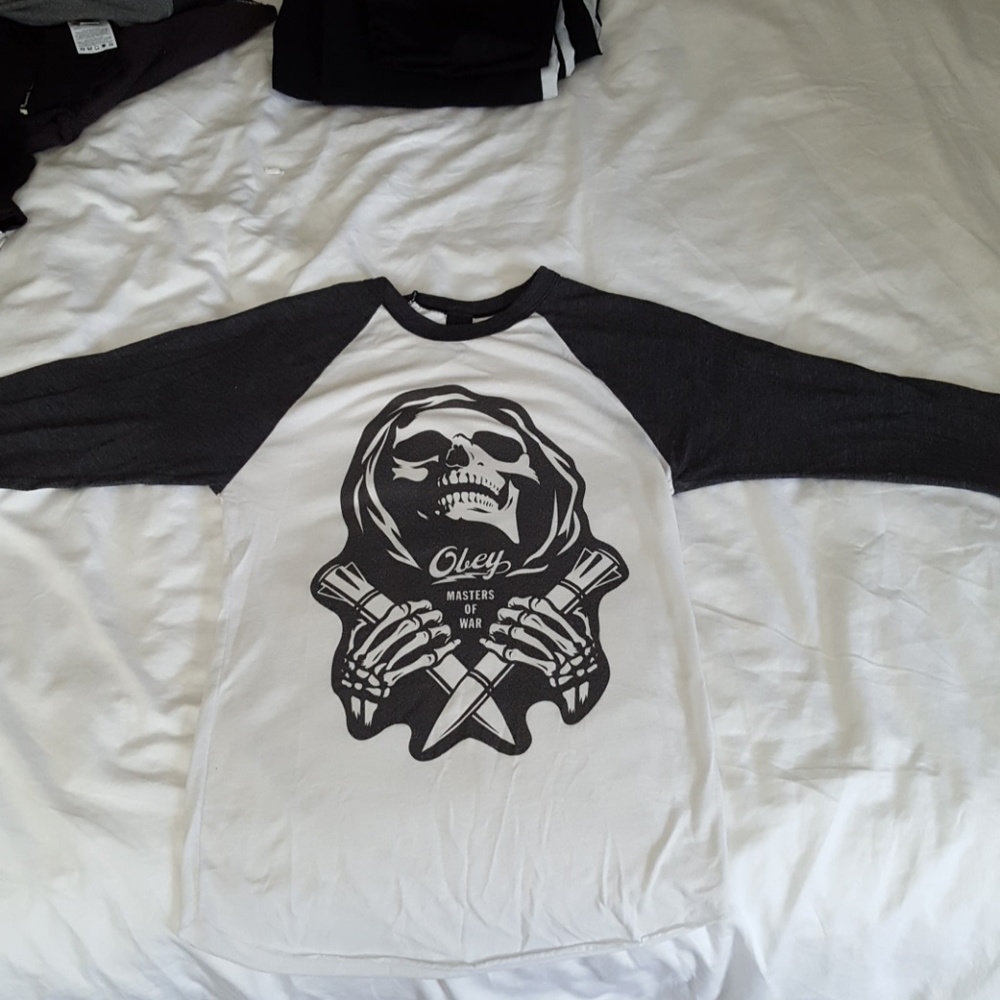 Obey "masters of war" 3/4 sleeve shirt