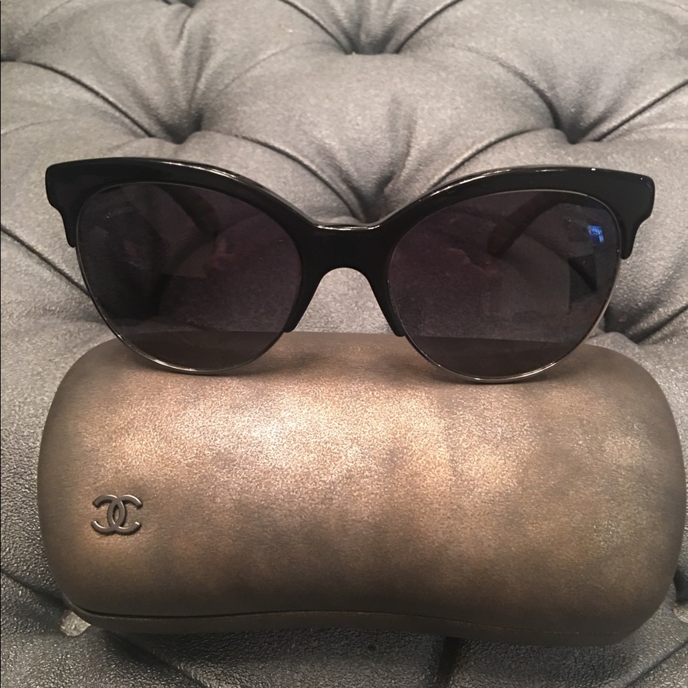 Chanel quilted denim sunglasses - Picture 2 of 7