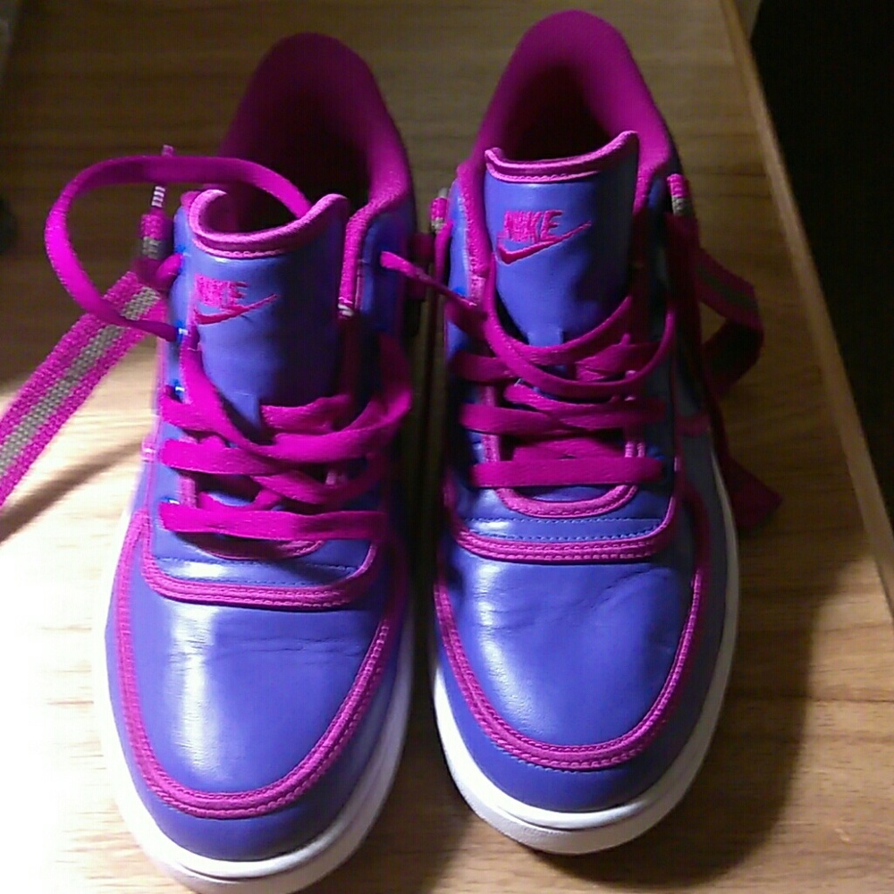 Women New without original tags or box Nike ID