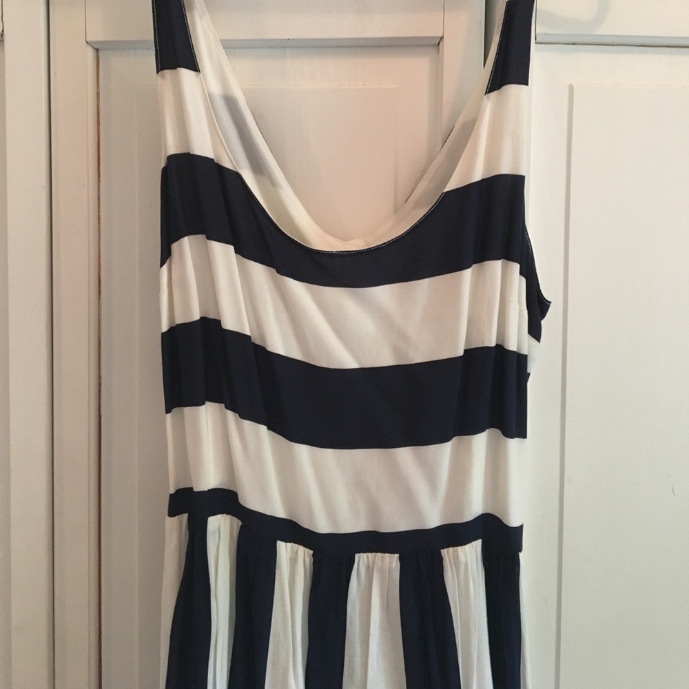 ✨A&F SUMMER DRESS✨