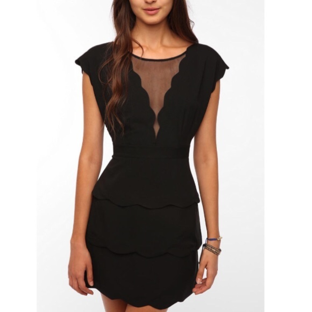 Black Cooperative Scallop Peplum Dress size 6