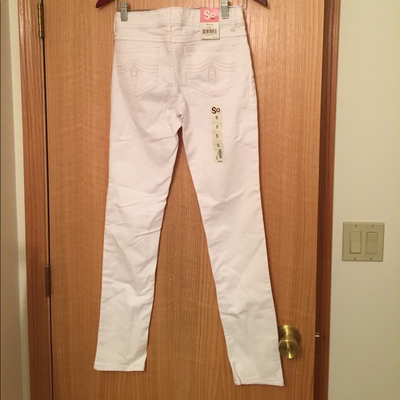 White Skinny Jeans - Picture 3 of 5