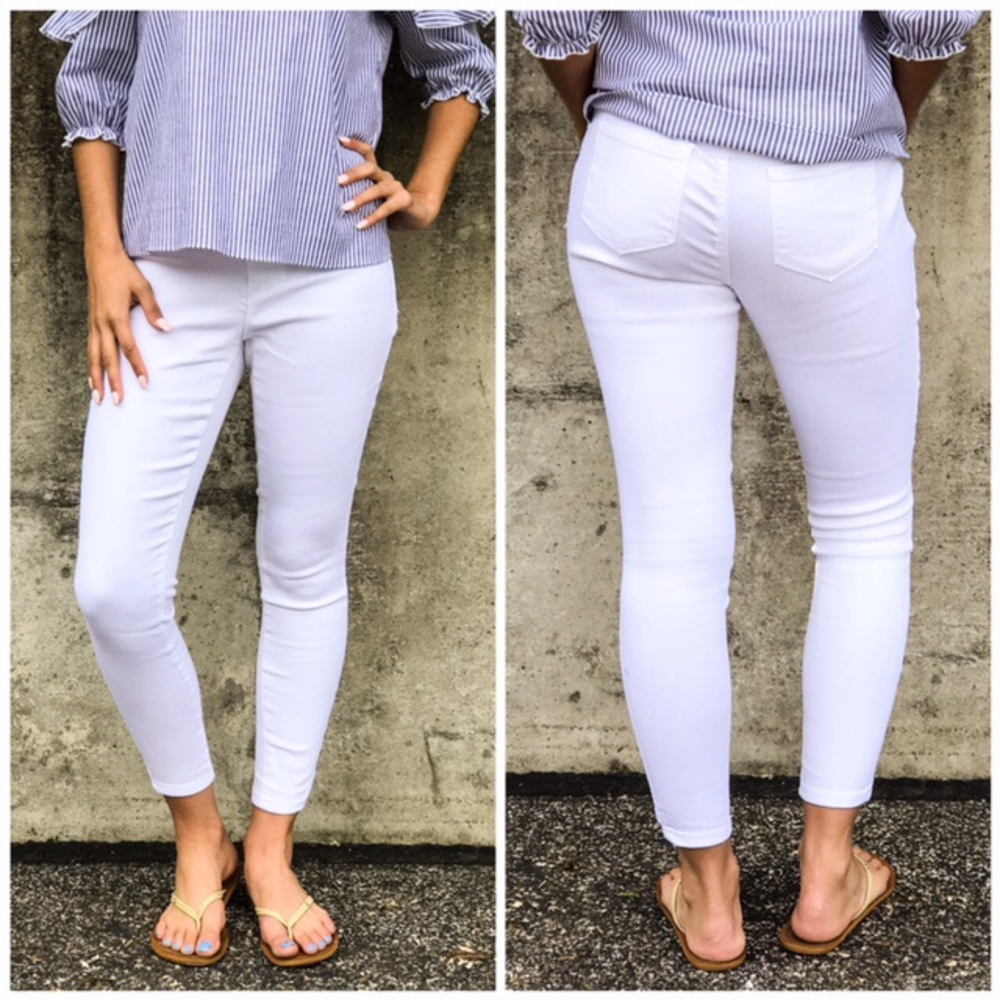 FLASH SALE! Ankle Cropped Stretch Skinny Jeans - Picture 3 of 4