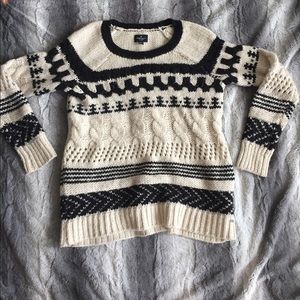 American Eagle long-sleeved knit sweater.