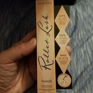 Benefit roller lash mascara