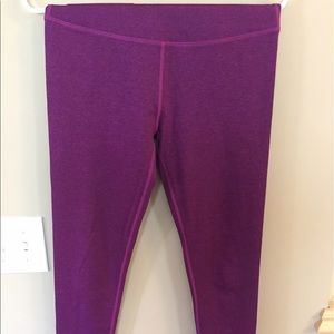 Fabletics purple / berry leggings, size small!