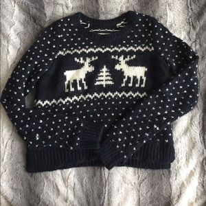 Abercrombie & Fitch black and white sweater