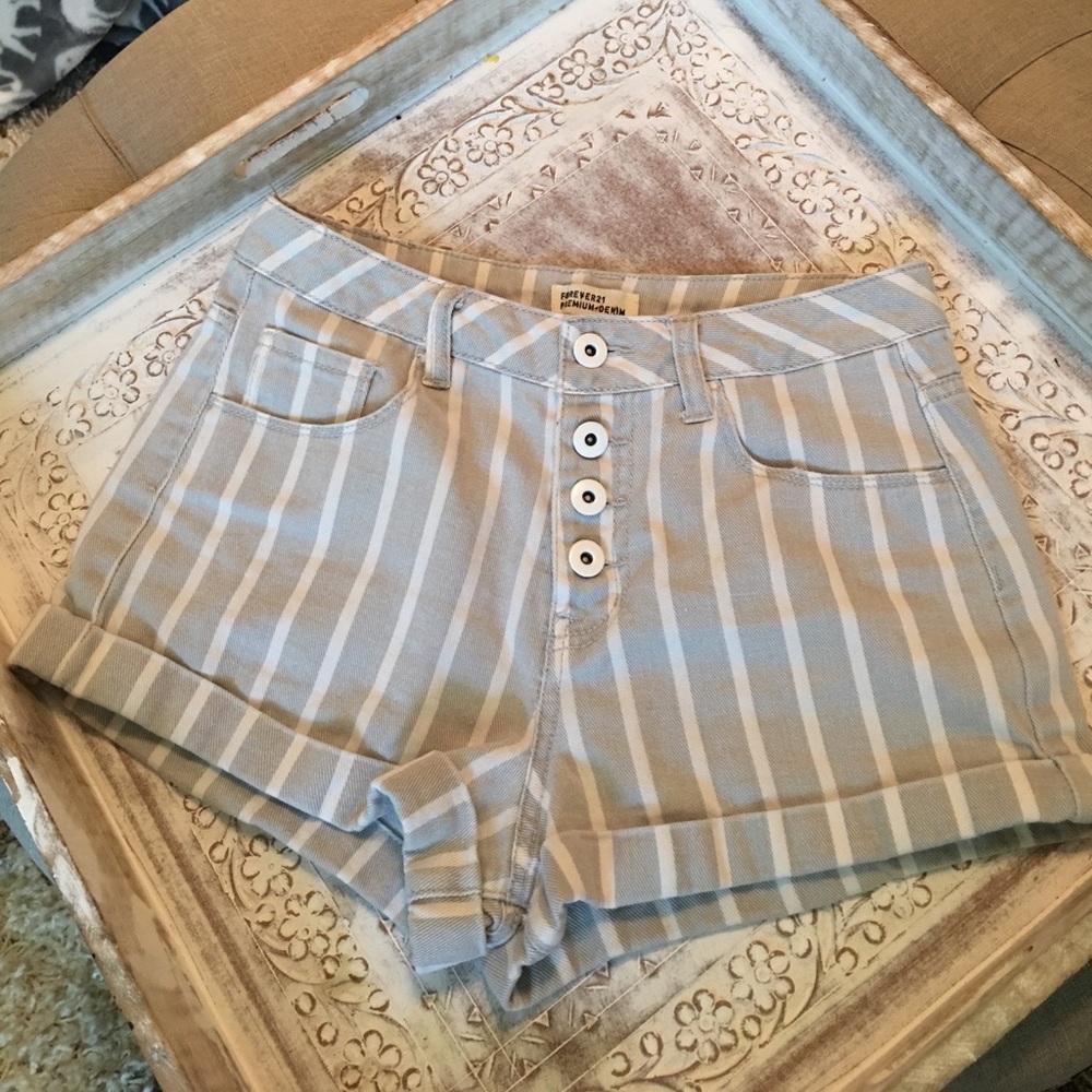 F21 high waisted shorts