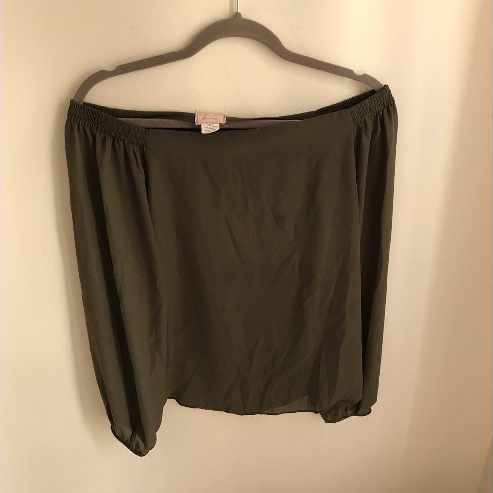 Hunter green off the shoulder blouse