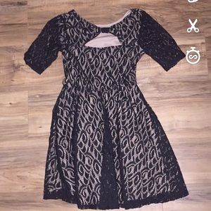 cute dress,, only worn once!