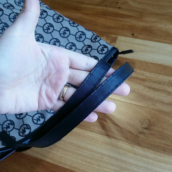 !SOLD!MICHAEL KORS MK TOTE HANDBAG BAG PURSE - Picture 6 of 8