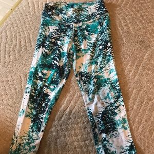 Nike dri-fit cropped leggings