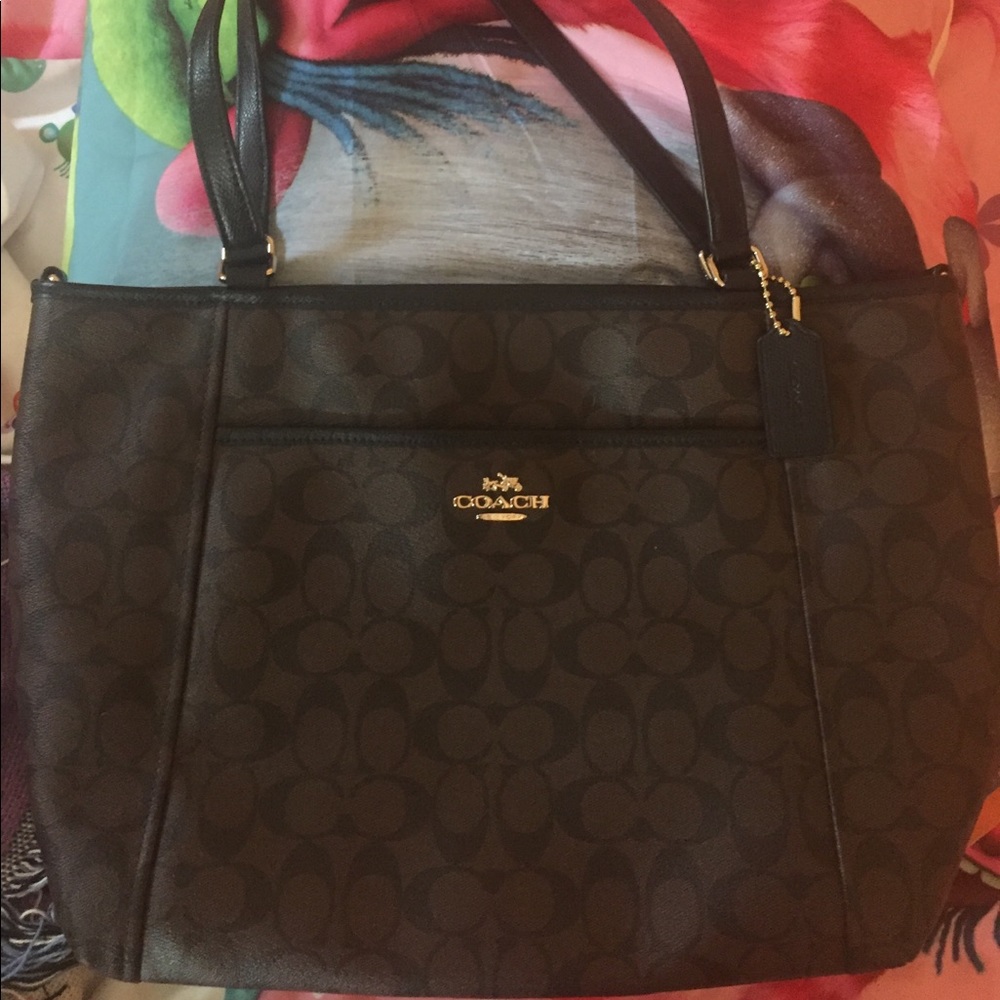 Coach Peyton Pocket Tote
