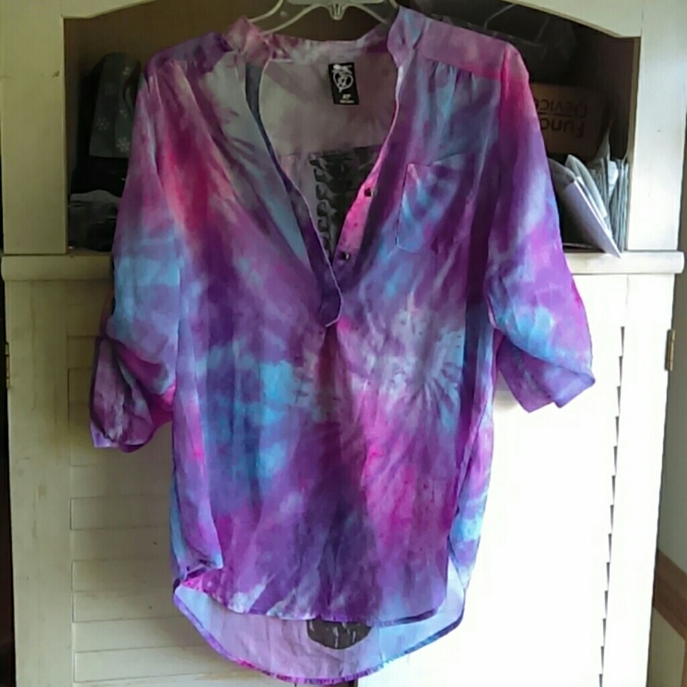 Sheer tie dye skull top