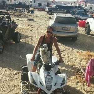 Meet your Posher, Laura