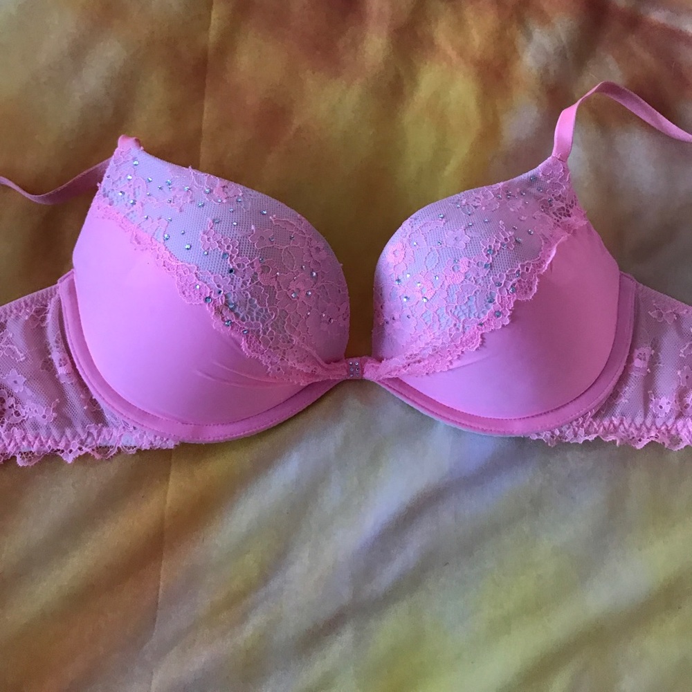 Victoria secret 34c pink