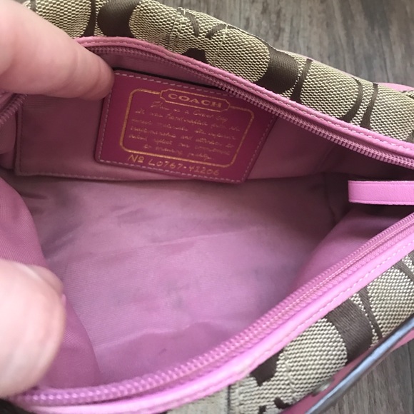 Small Coach Handbag - Picture 2 of 3