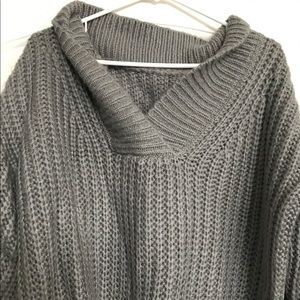 Off-shoulder chunky knit sweater