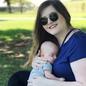 Meet your Posher, Lauren