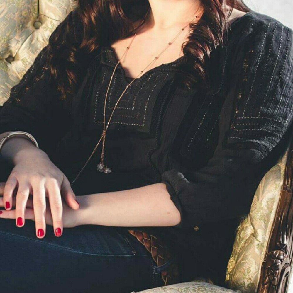 American Eagle hippie blouse