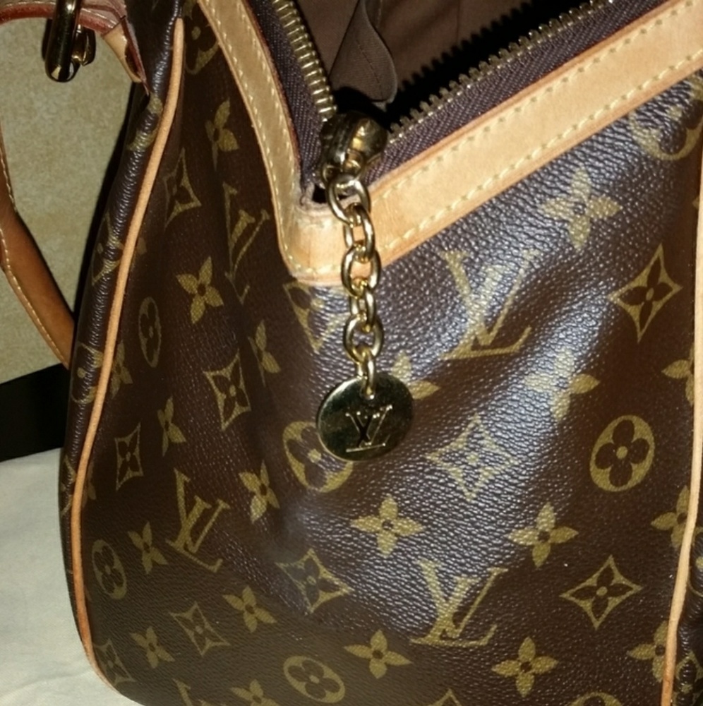 Louis Vuitton Tivoli GM in EUC - Picture 4 of 8