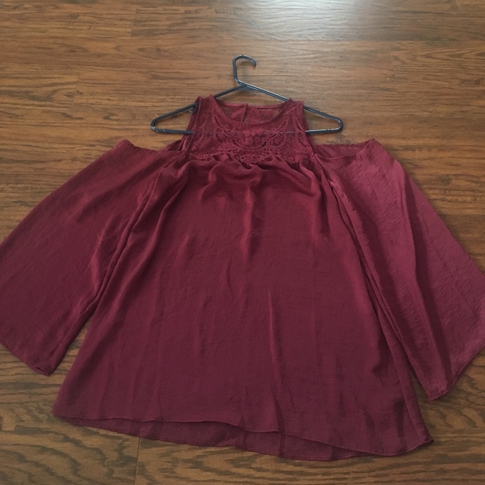 Maroon Cold Shoulder Top