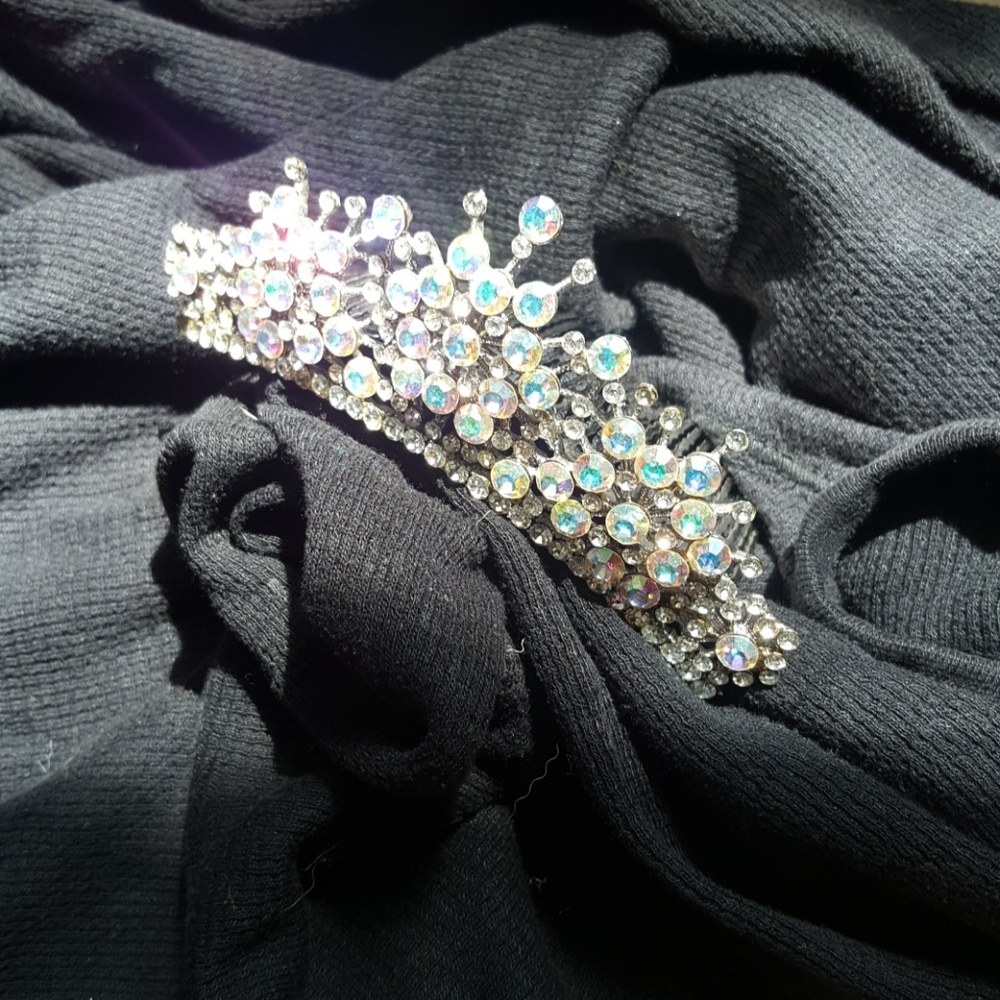 Silver prom tiara with aurora borealis gem stones - Picture 4 of 4