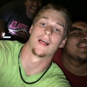 Meet your Posher, Warren