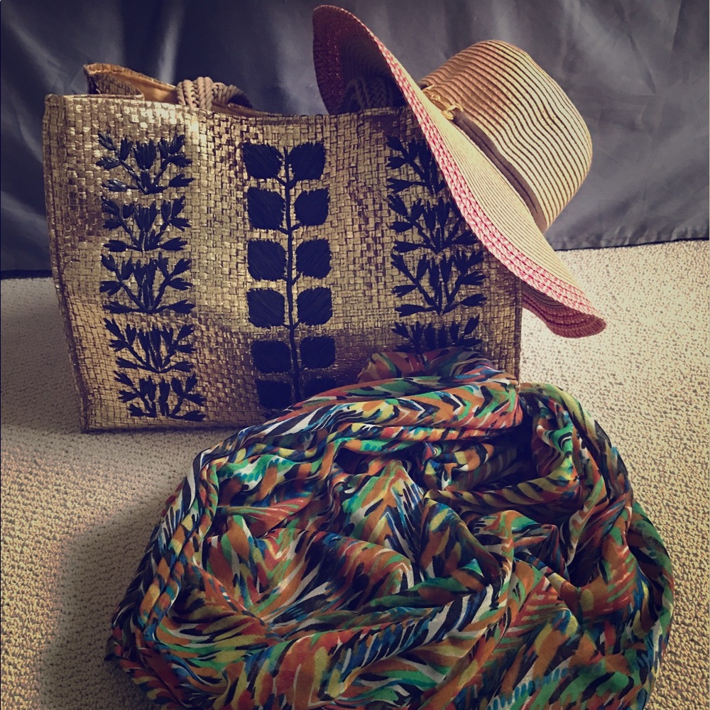 Gently used hat, bag and sarong