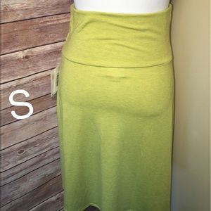 Small LuLaRoe Azure skirt NWT