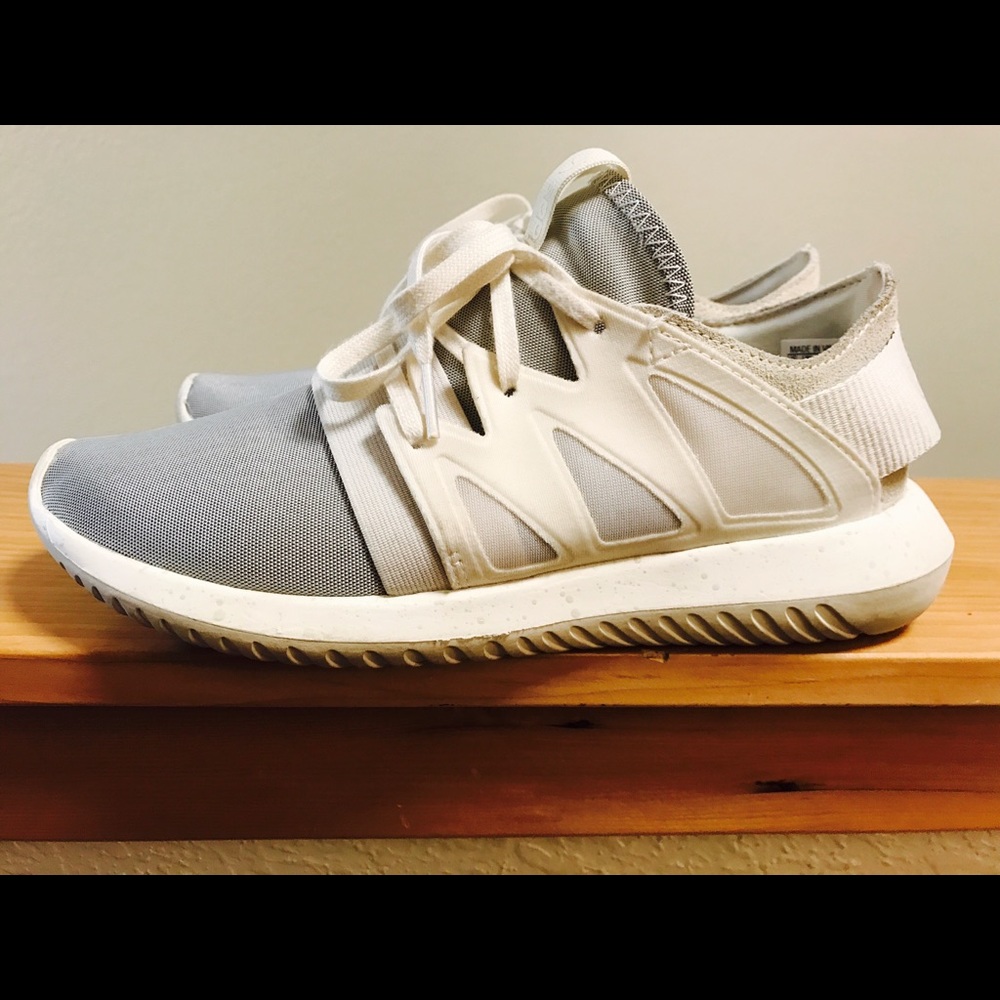 Adidas - Picture 2 of 5