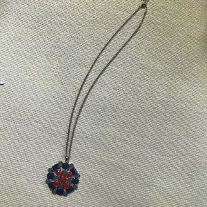 Pendant necklace